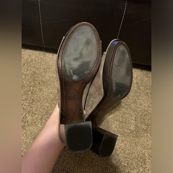 Frye Blake Leather Suede Slip On Block Heel Mules in Ash Taupe Women’s Size 9.5 - Picture 8 of 9